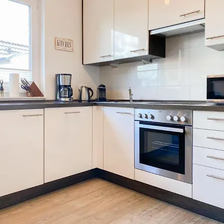 Apartment Lucky Seven - beste Lage nur 3 Minuten zum Strand&Zentrum, Strandkorb inklusive!-