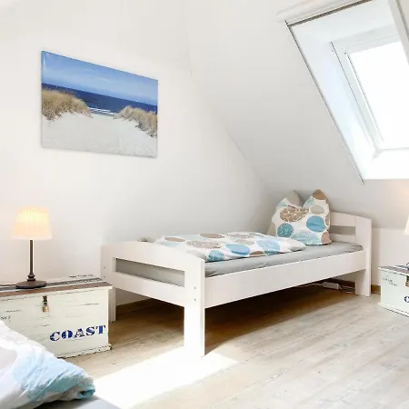 Apartment Lucky Seven - beste Lage nur 3 Minuten zum Strand&Zentrum, Strandkorb inklusive!-